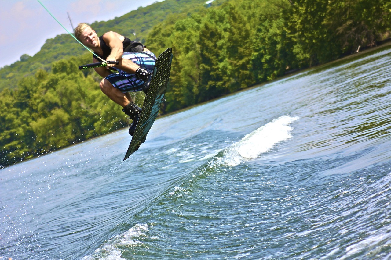 wakeboarder 